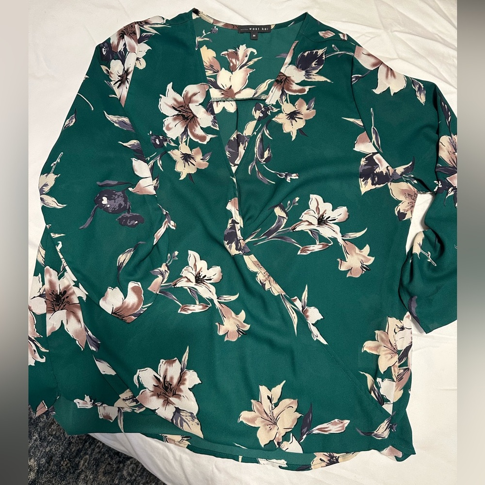 Beautiful Cross Over Blouse.